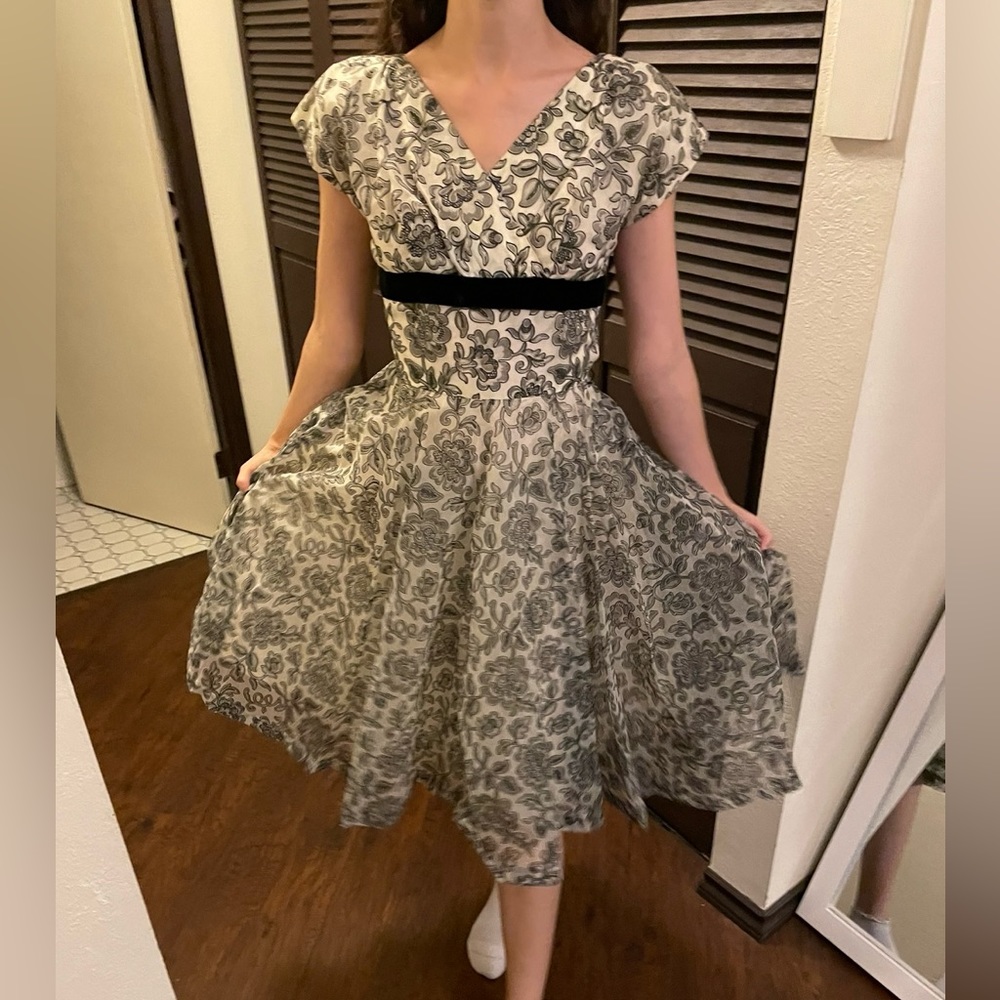 *wounded bird* 1940s/50s handmade dress as is